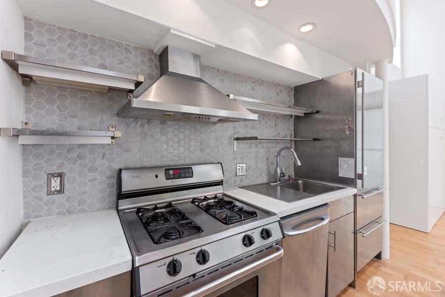 Detail Gallery Image 7 of 33 For 250 Clara St #10,  San Francisco,  CA 94107 - 2 Beds | 1 Baths