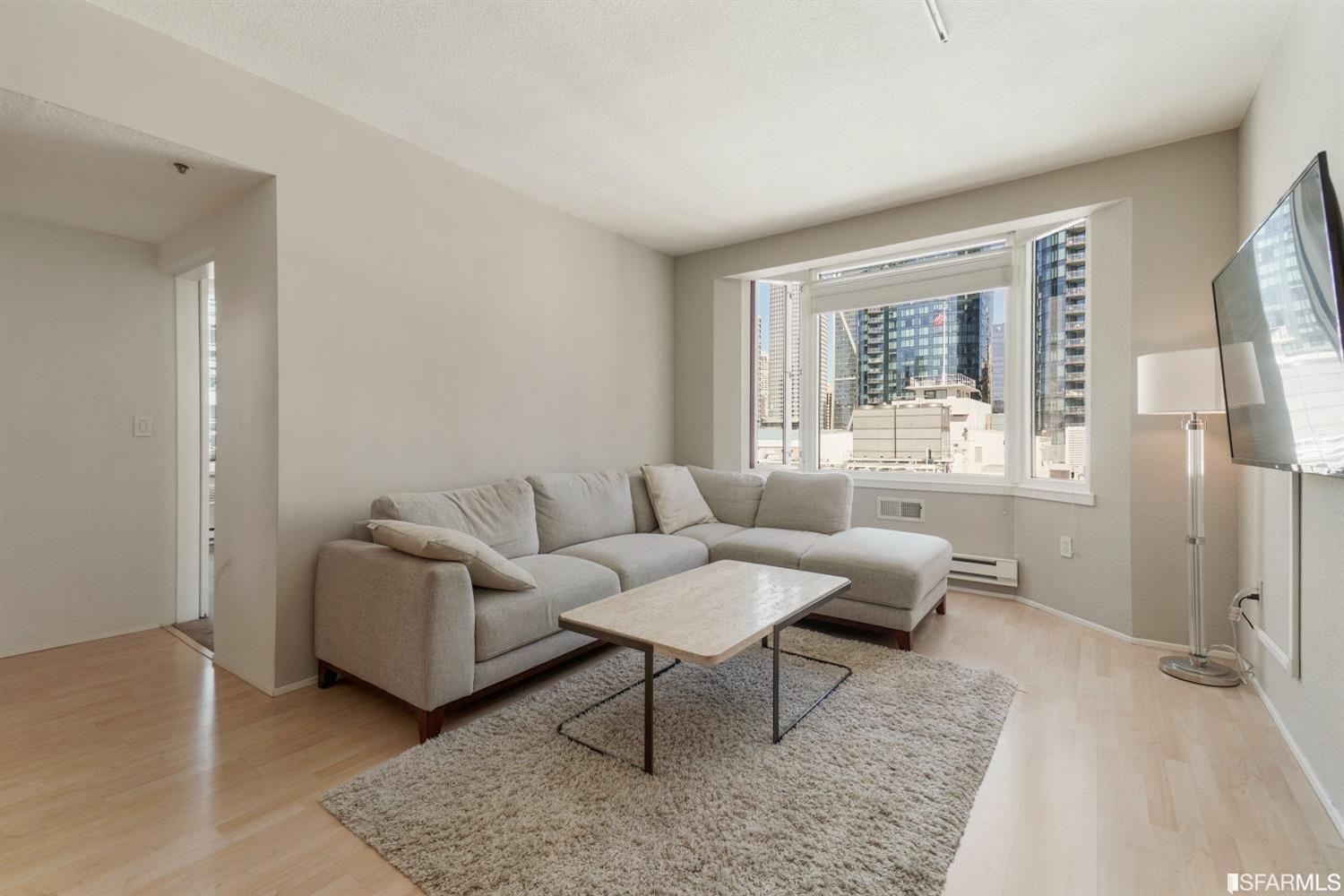 Detail Gallery Image 1 of 14 For 201 Harrison St #913,  San Francisco,  CA 94105 - 2 Beds | 2 Baths