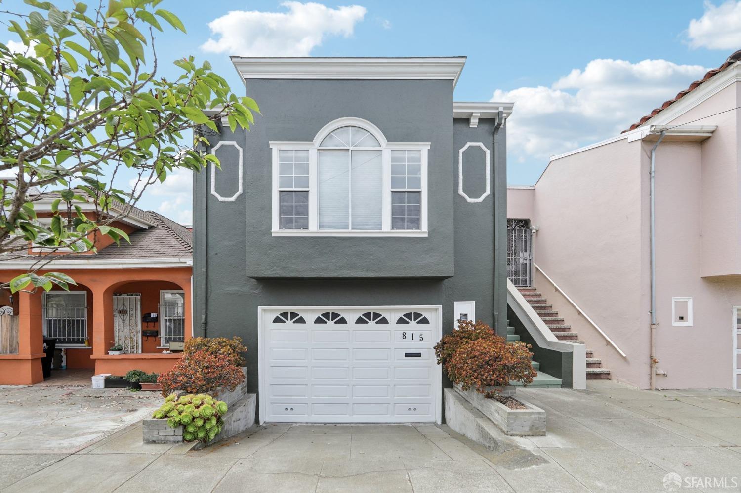 Detail Gallery Image 1 of 27 For 815 46th Ave, San Francisco,  CA 94121 - 3 Beds | 2 Baths