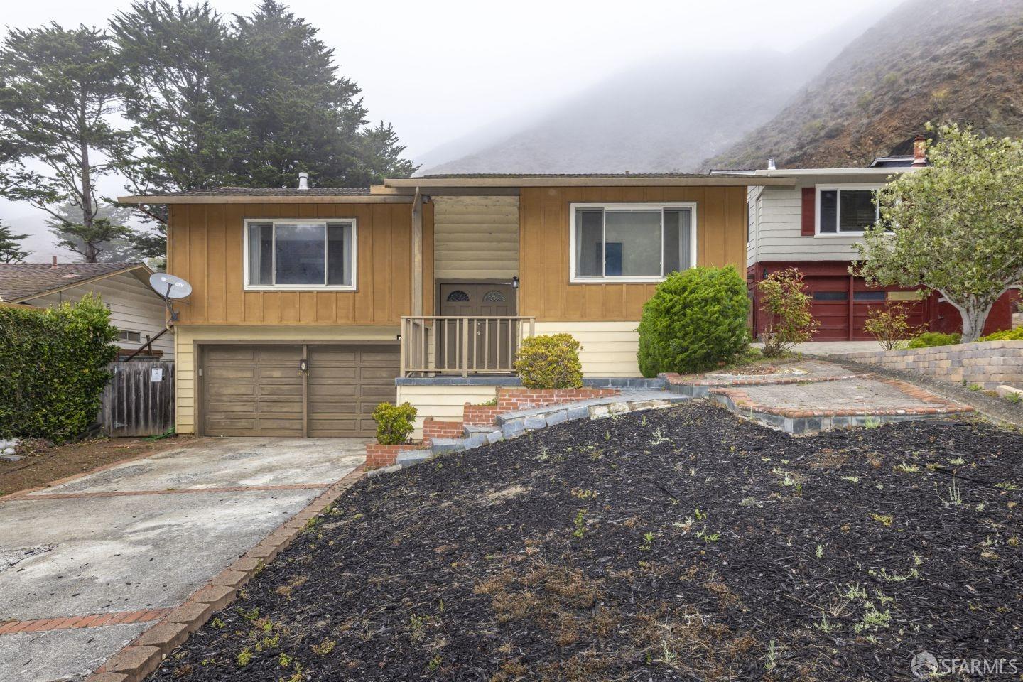 Canyon Drive, Pacifica, California image 1