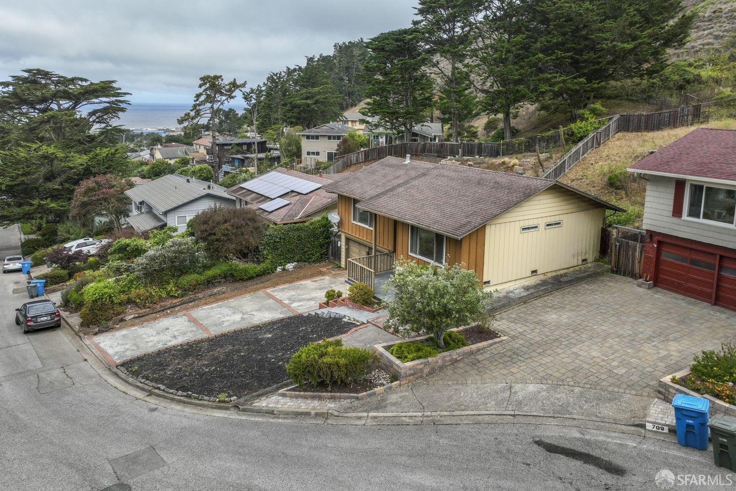 Canyon Drive, Pacifica, California image 36