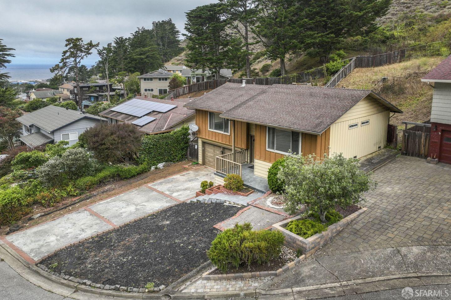 Canyon Drive, Pacifica, California image 37