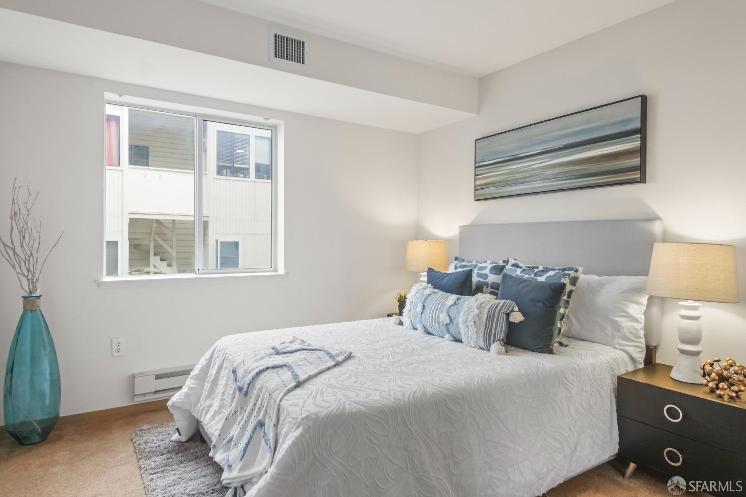 Detail Gallery Image 13 of 22 For 135 Valencia St #A208,  San Francisco,  CA 94103 - 2 Beds | 1 Baths