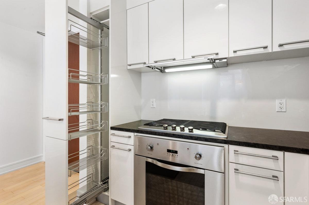 Detail Gallery Image 8 of 15 For 631 Folsom St 10e,  San Francisco,  CA 94107 - 2 Beds | 2 Baths