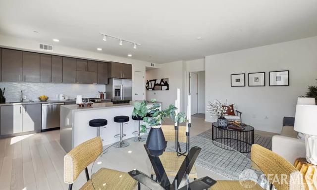 Detail Gallery Image 9 of 58 For 51 Innes Ct #408,  San Francisco,  CA 94124 - 2 Beds | 2 Baths