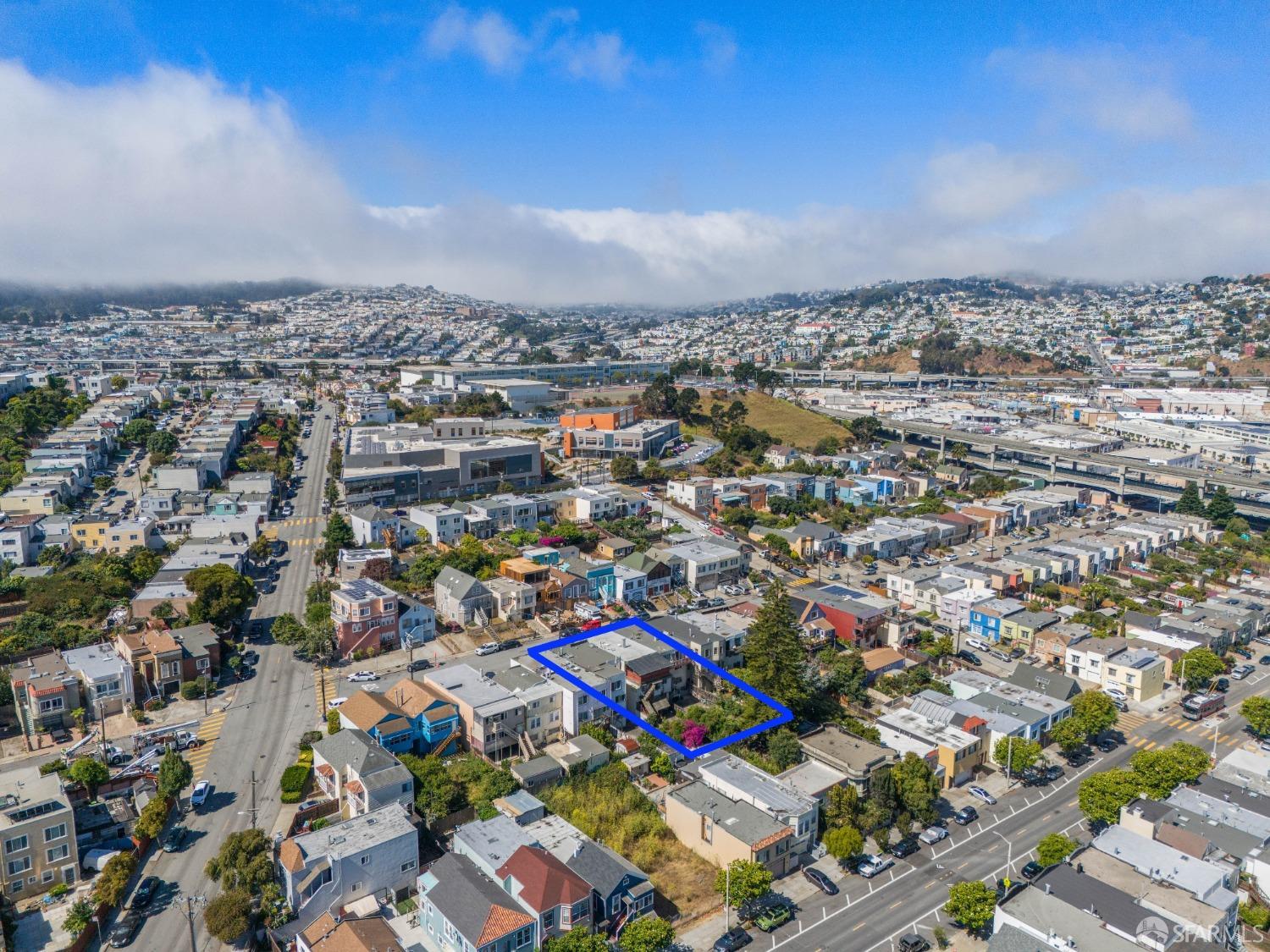 Detail Gallery Image 19 of 29 For 2058 Quesada Ave, San Francisco,  CA 94124 - 4 Beds | 2 Baths