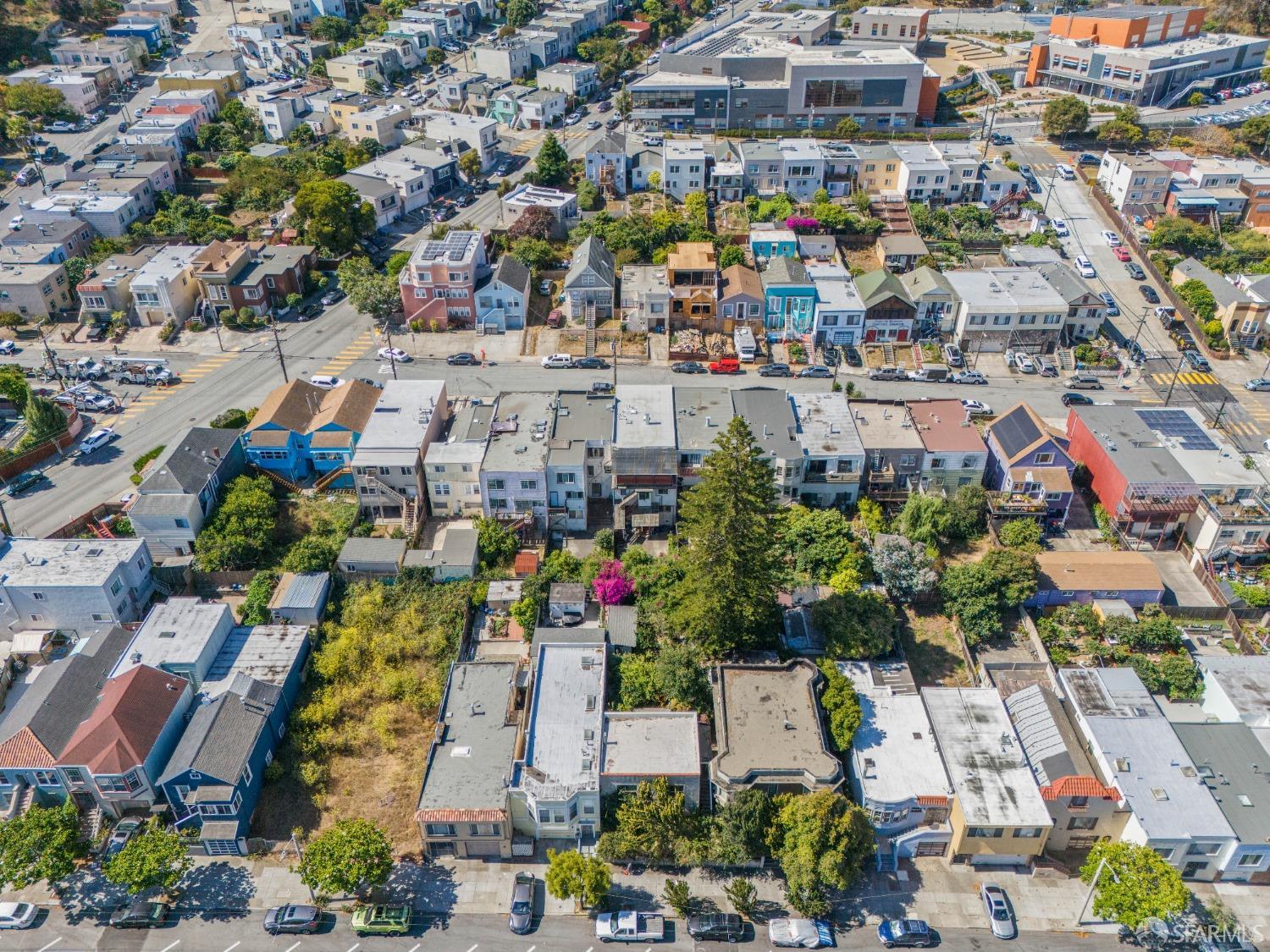 Detail Gallery Image 27 of 29 For 2058 Quesada Ave, San Francisco,  CA 94124 - 4 Beds | 2 Baths