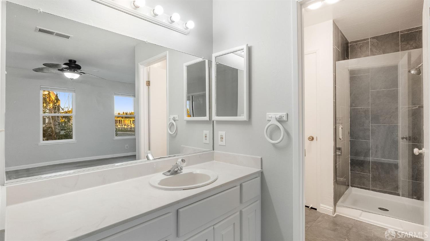 Detail Gallery Image 19 of 33 For 470 N Winchester Blvd #401,  Santa Clara,  CA 95050 - 2 Beds | 2 Baths