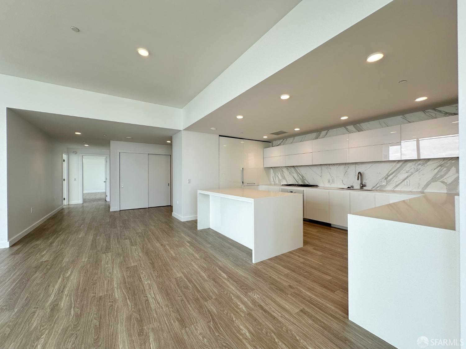 Detail Gallery Image 7 of 42 For 39 Tehama St 34d,  San Francisco,  CA 94105 - 2 Beds | 2/1 Baths