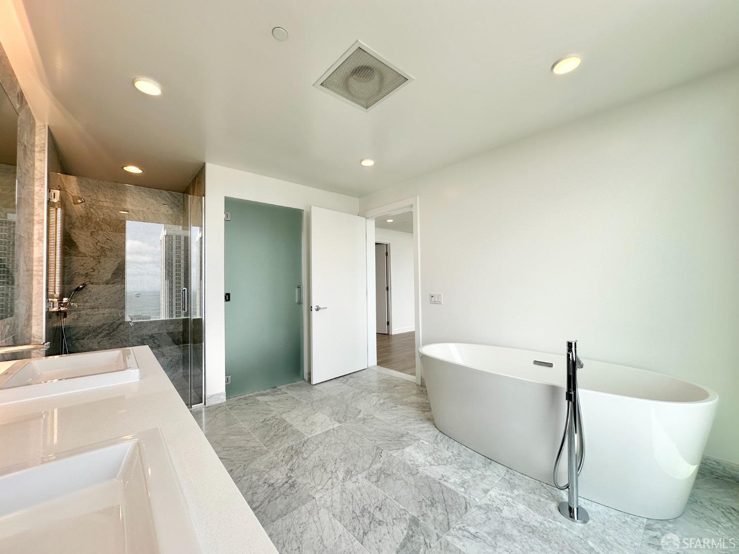 Detail Gallery Image 21 of 42 For 39 Tehama St 34d,  San Francisco,  CA 94105 - 2 Beds | 2/1 Baths