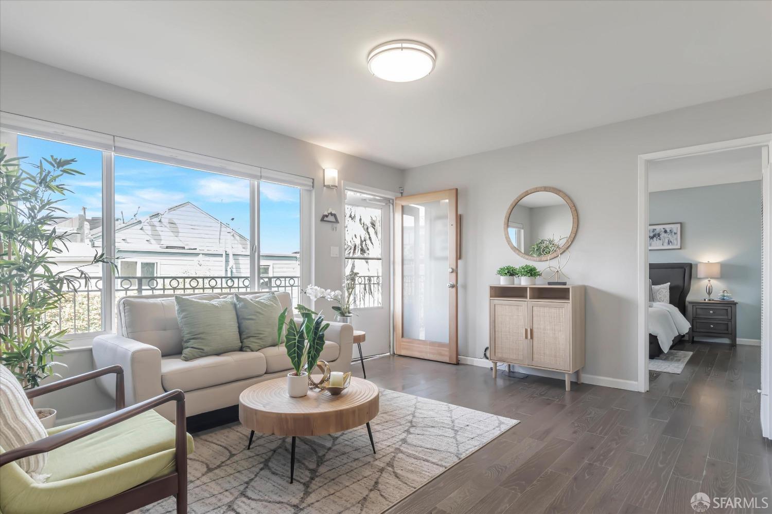 Detail Gallery Image 1 of 29 For 619 Shotwell St #5,  San Francisco,  CA 94110 - 2 Beds | 1 Baths