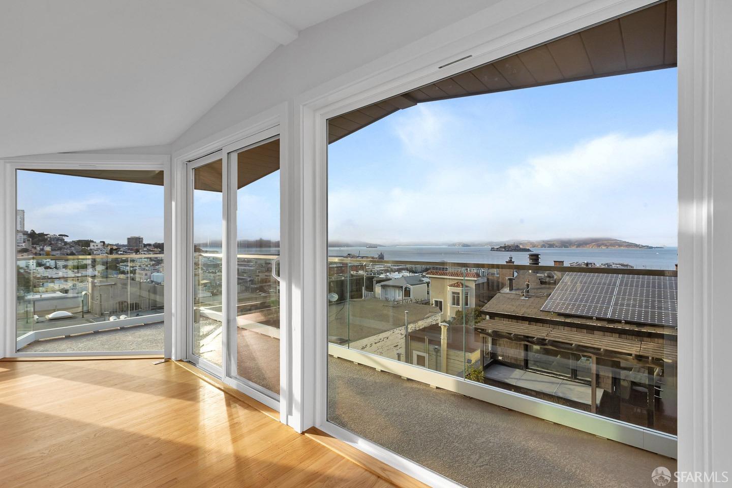 Detail Gallery Image 31 of 68 For 1847 Grant Ave #3,  San Francisco,  CA 94133 - 0 Beds | 2 Baths