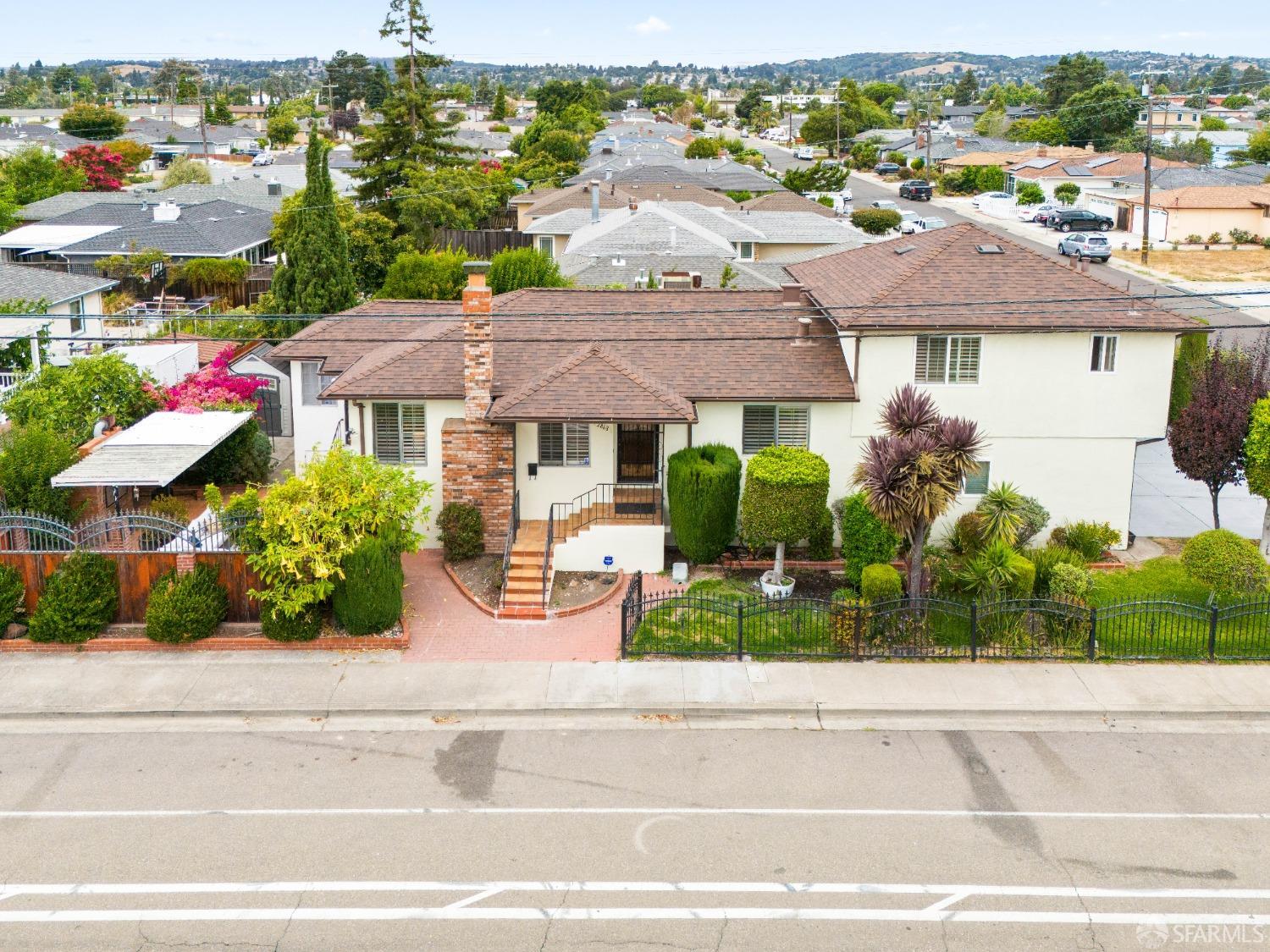 Detail Gallery Image 36 of 44 For 2868 Norbridge Ave, Castro Valley,  CA 94546 - 3 Beds | 2 Baths