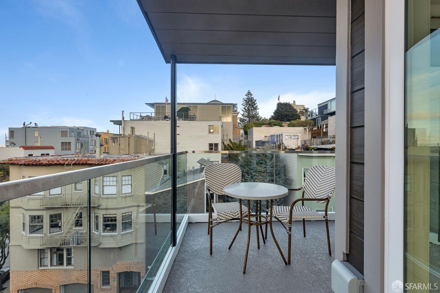 Detail Gallery Image 54 of 68 For 1847 Grant Ave #3,  San Francisco,  CA 94133 - 0 Beds | 2 Baths