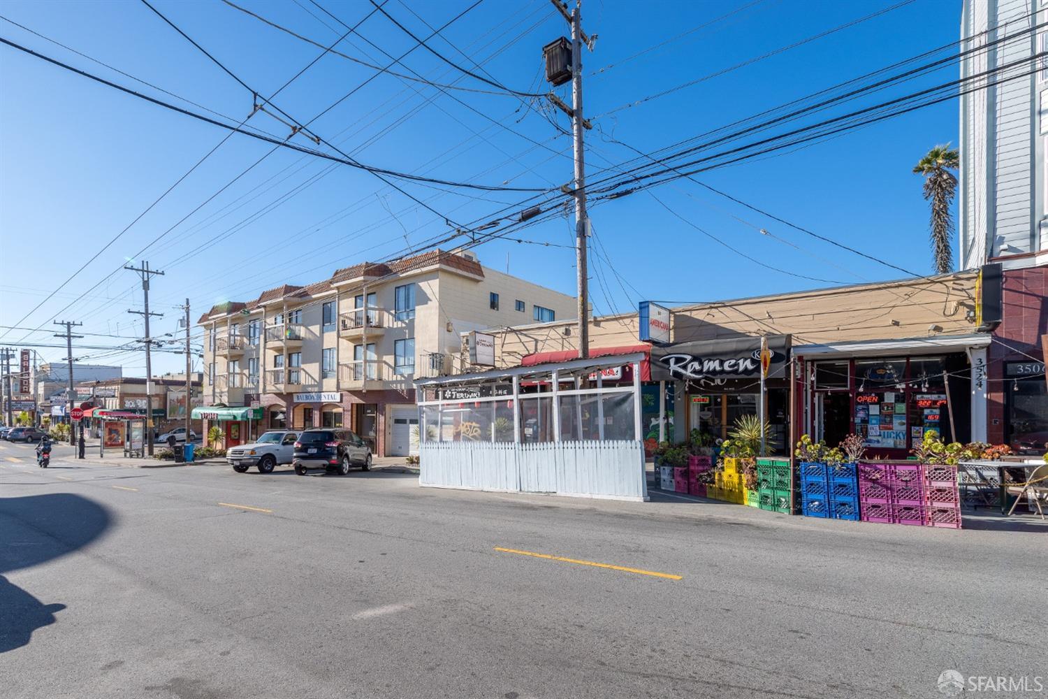 Detail Gallery Image 59 of 82 For 3491 Balboa St #5,  San Francisco,  CA 94121 - 4 Beds | 3/1 Baths