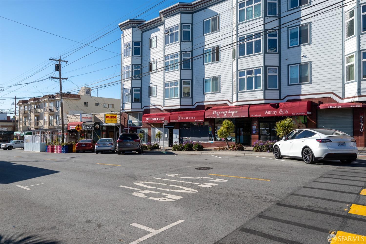 Detail Gallery Image 54 of 82 For 3491 Balboa St #5,  San Francisco,  CA 94121 - 4 Beds | 3/1 Baths