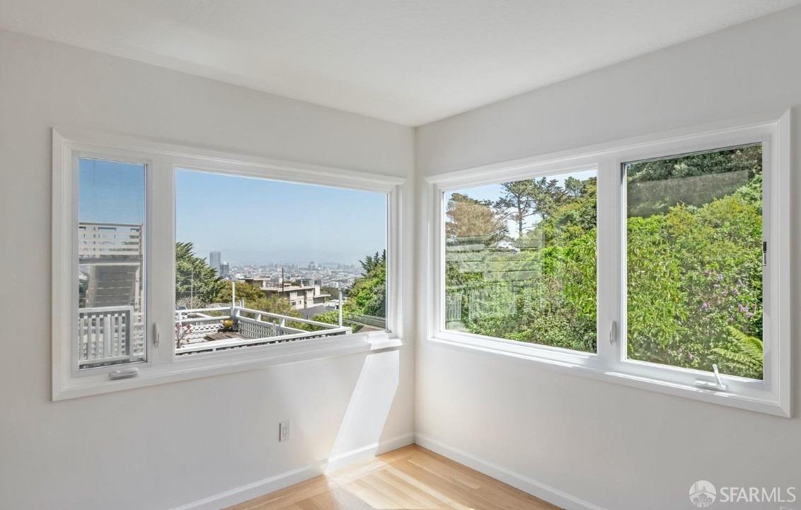 Detail Gallery Image 12 of 30 For 231 Roosevelt Way, San Francisco,  CA 94114 - – Beds | – Baths