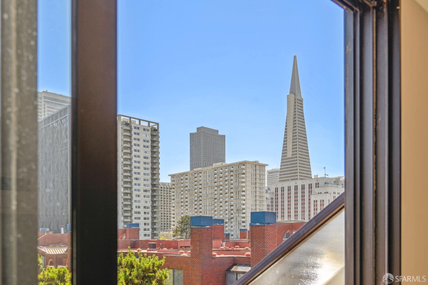 Detail Gallery Image 29 of 46 For 640 Davis St #17,  San Francisco,  CA 94111 - 3 Beds | 3 Baths