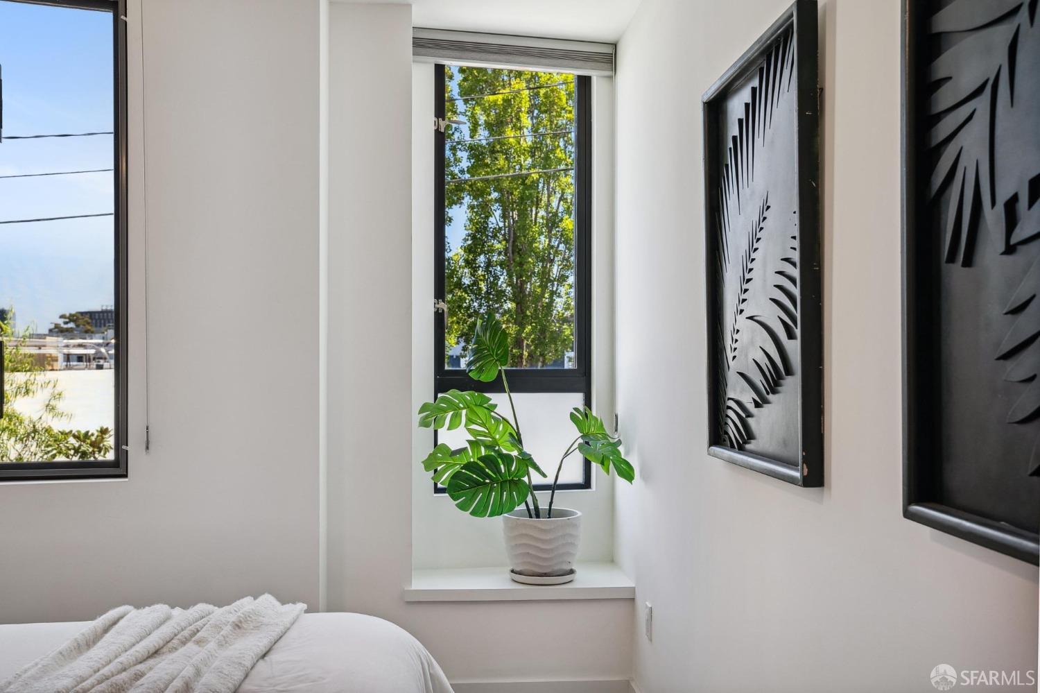 Detail Gallery Image 31 of 57 For 560 De Haro St, San Francisco,  CA 94107 - 3 Beds | 2/1 Baths