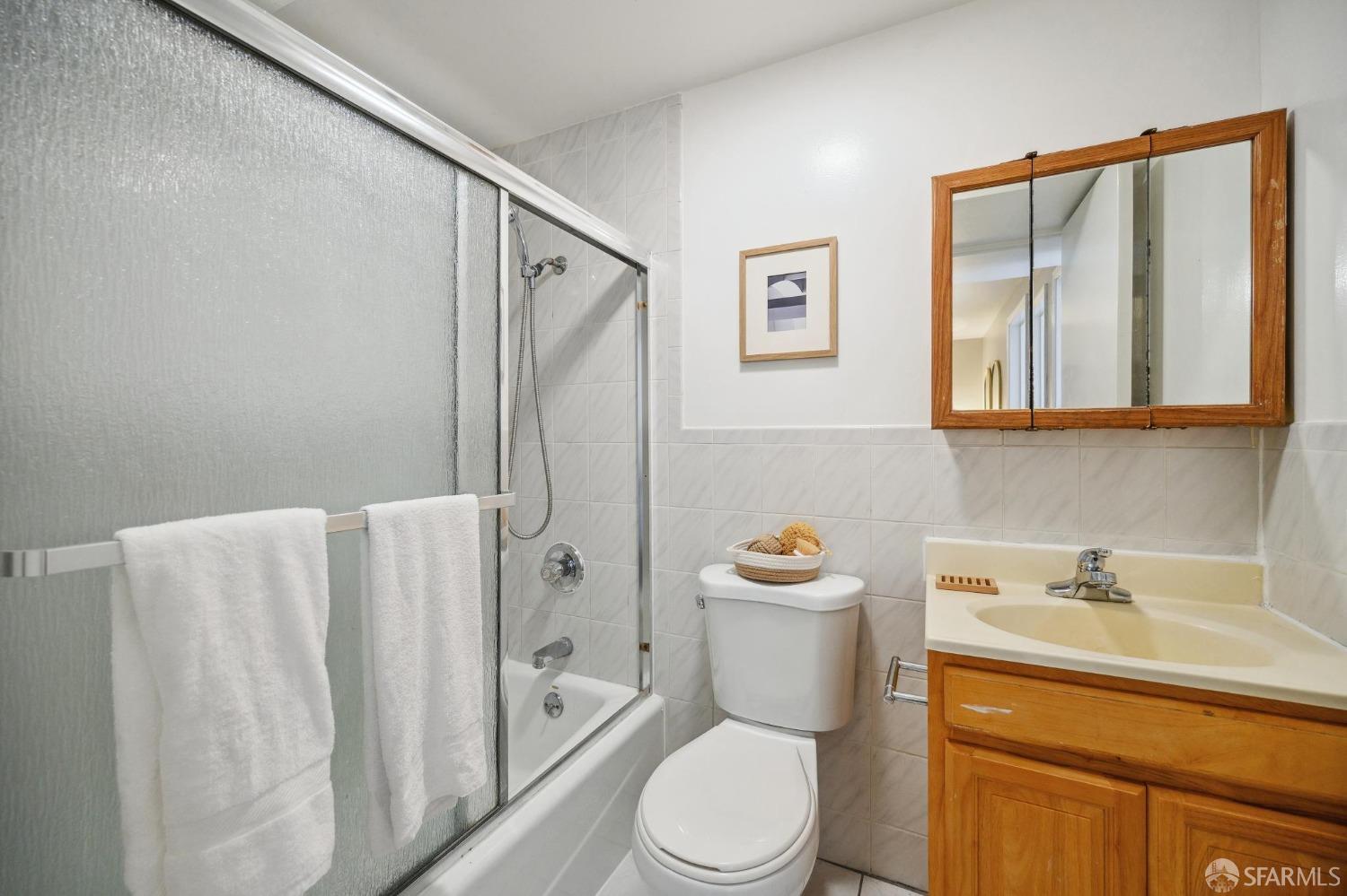 Detail Gallery Image 44 of 50 For 3431 Lawton St, San Francisco,  CA 94122 - 3 Beds | 2/1 Baths