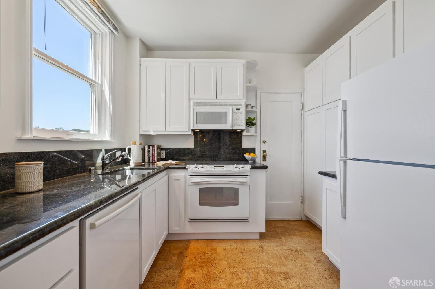 Detail Gallery Image 16 of 24 For 3045 Jackson St #603,  San Francisco,  CA 94115 - 1 Beds | 1 Baths