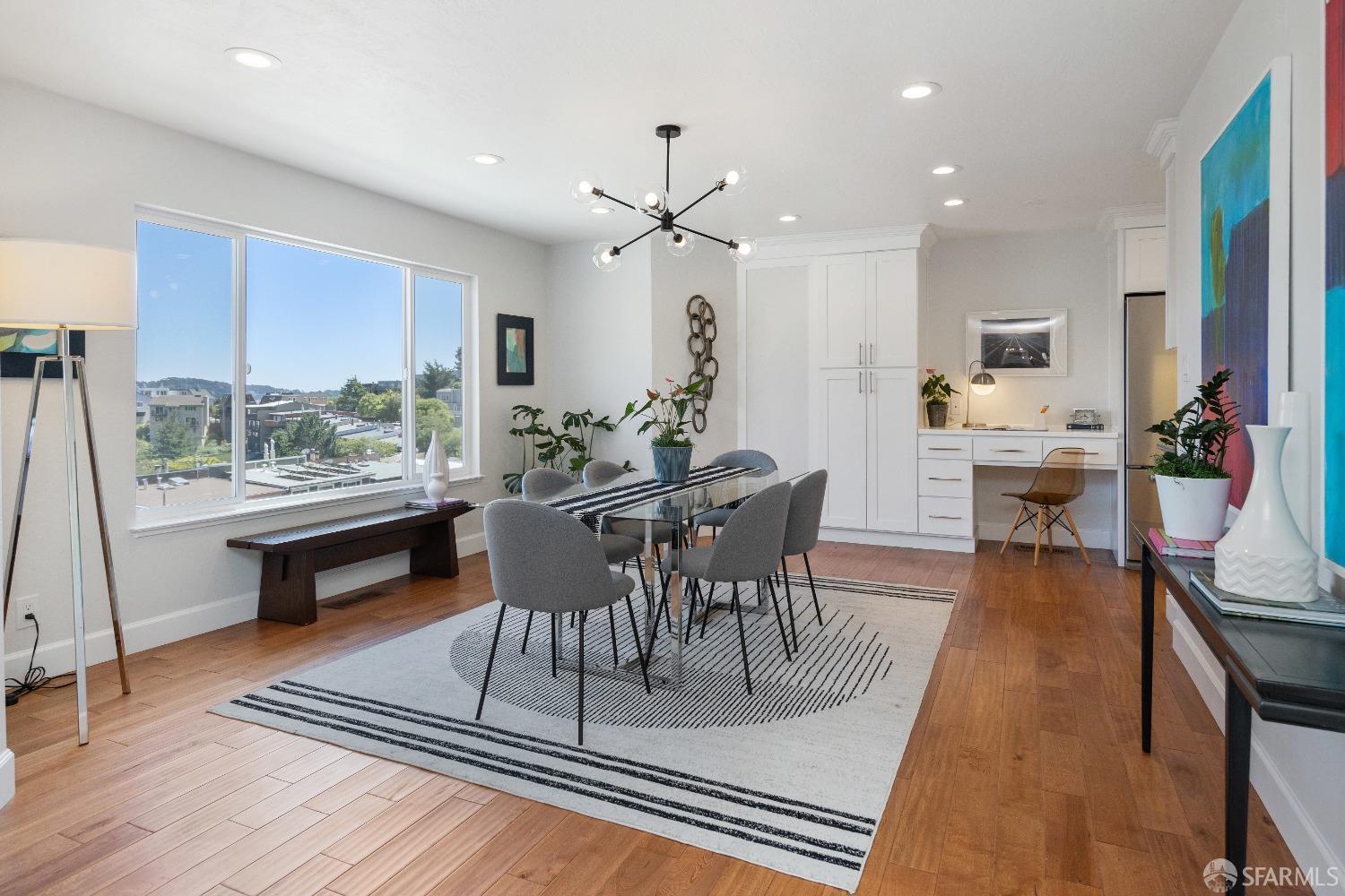 Detail Gallery Image 11 of 26 For 17 Valletta Ct, San Francisco,  CA 94131 - 2 Beds | 2 Baths