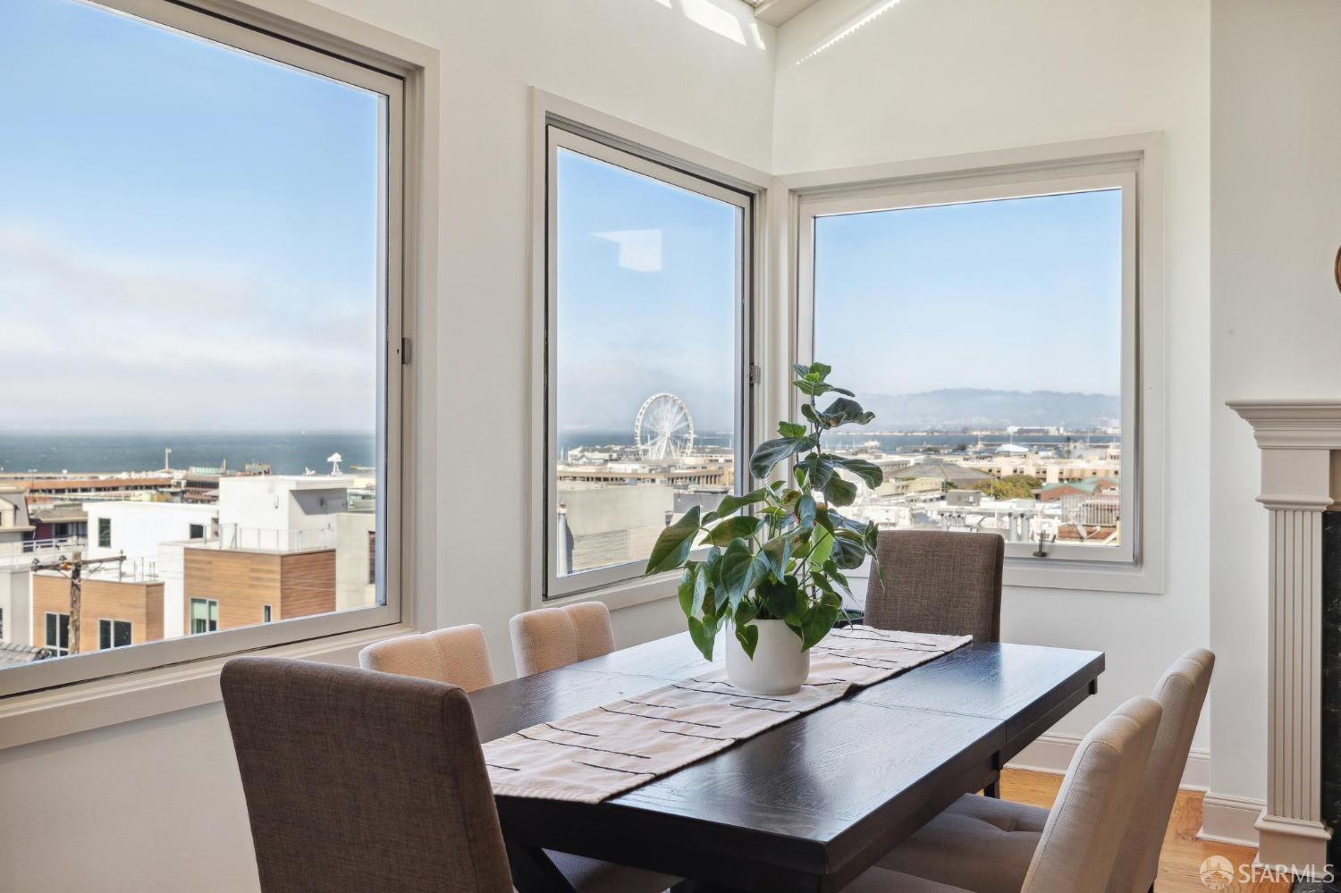 Detail Gallery Image 11 of 48 For 712 Bay St, San Francisco,  CA 94109 - 2 Beds | 1 Baths