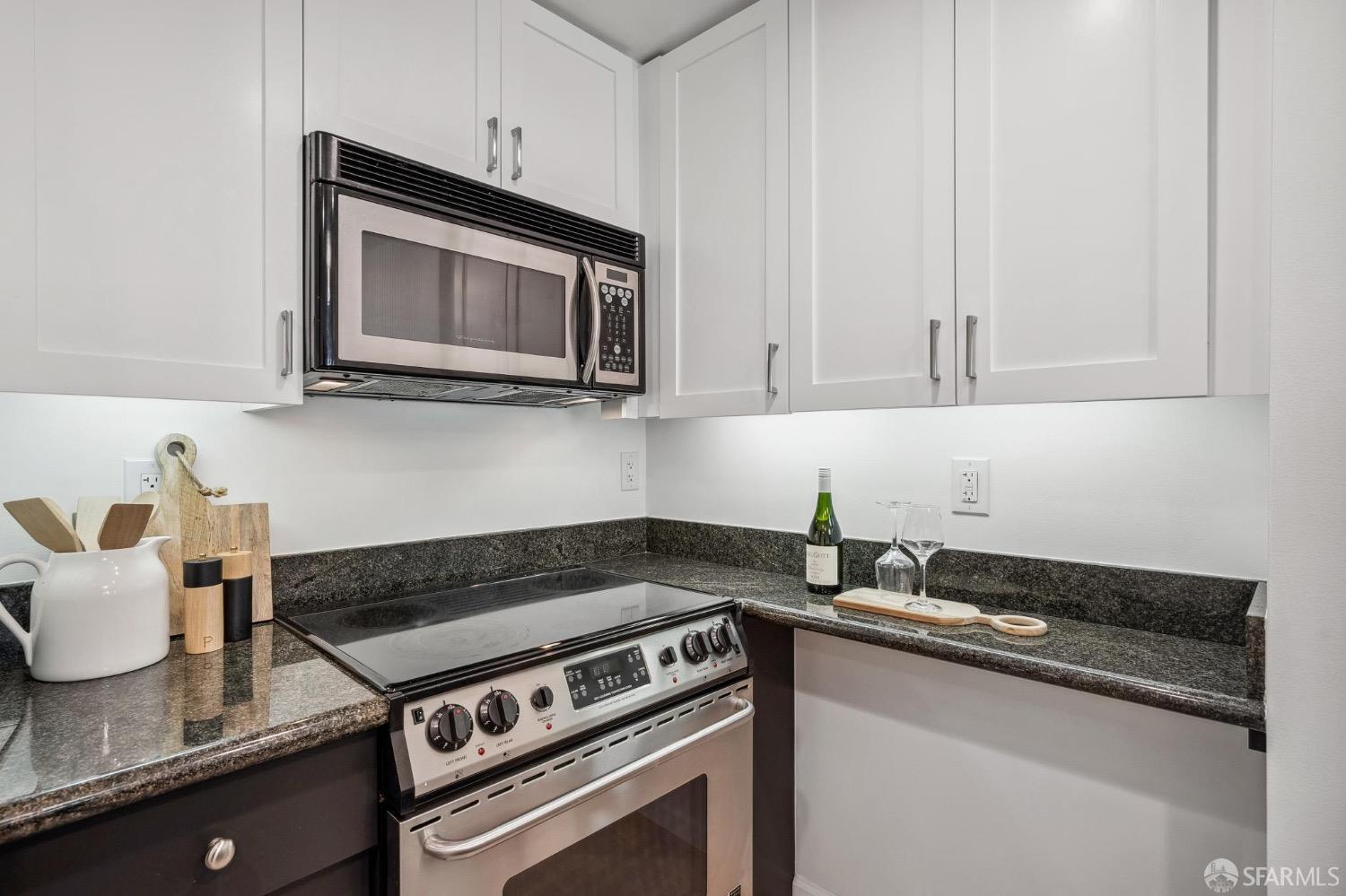 Detail Gallery Image 10 of 34 For 1800 Washington St #712,  San Francisco,  CA 94109 - 1 Beds | 1 Baths