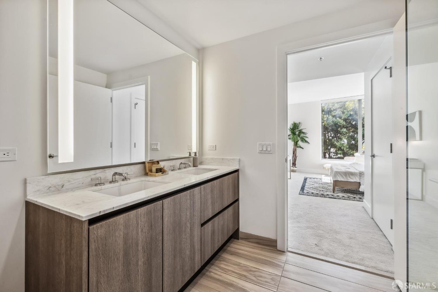 Detail Gallery Image 16 of 41 For 201 Folsom St 10f,  San Francisco,  CA 94105 - 2 Beds | 2 Baths