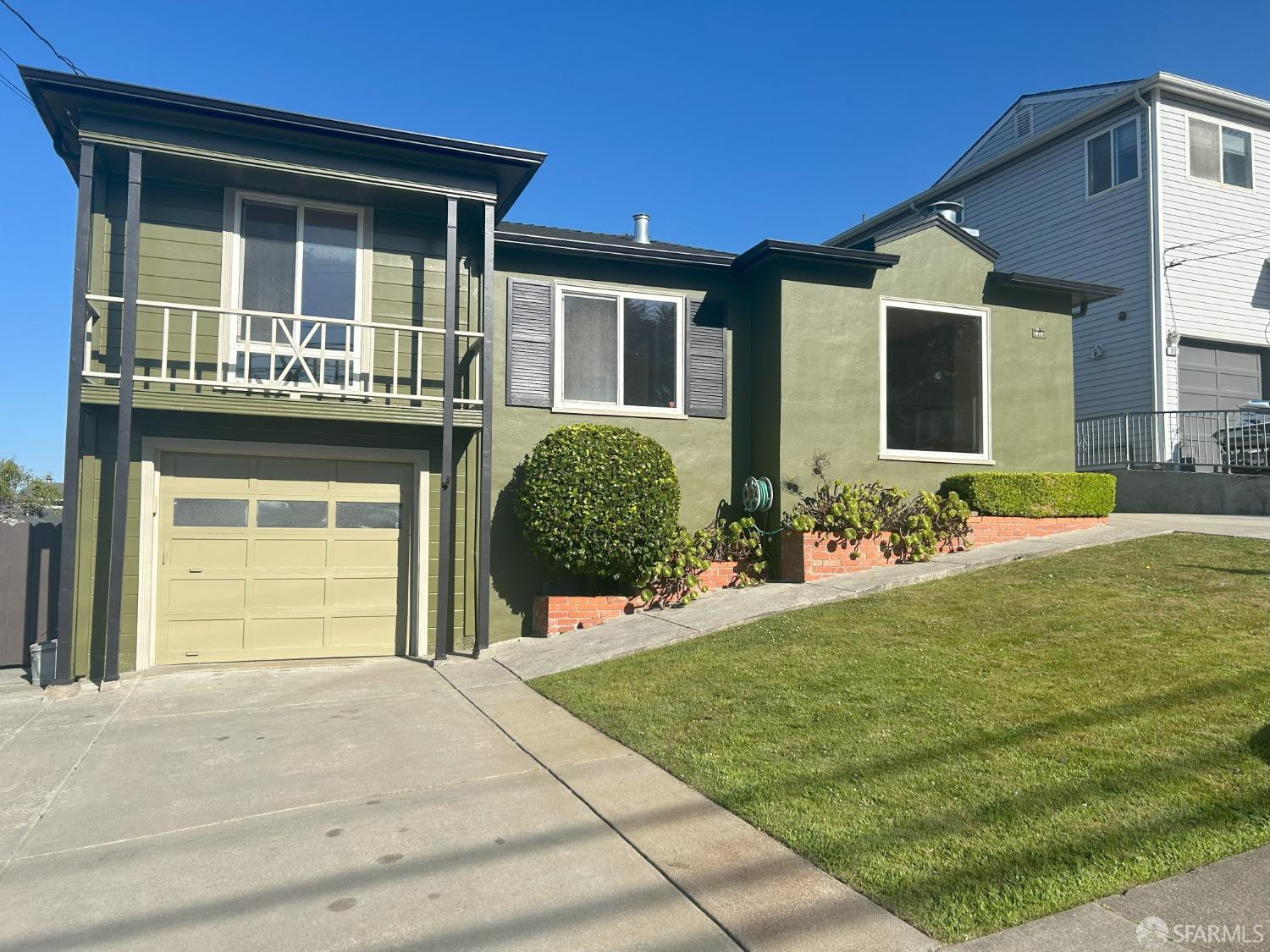 Detail Gallery Image 1 of 1 For 816 Stoneyford Dr, Daly City,  CA 94015 - 3 Beds | 1/1 Baths