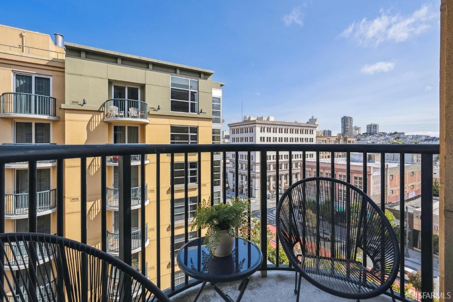 Detail Gallery Image 4 of 34 For 1800 Washington St #712,  San Francisco,  CA 94109 - 1 Beds | 1 Baths