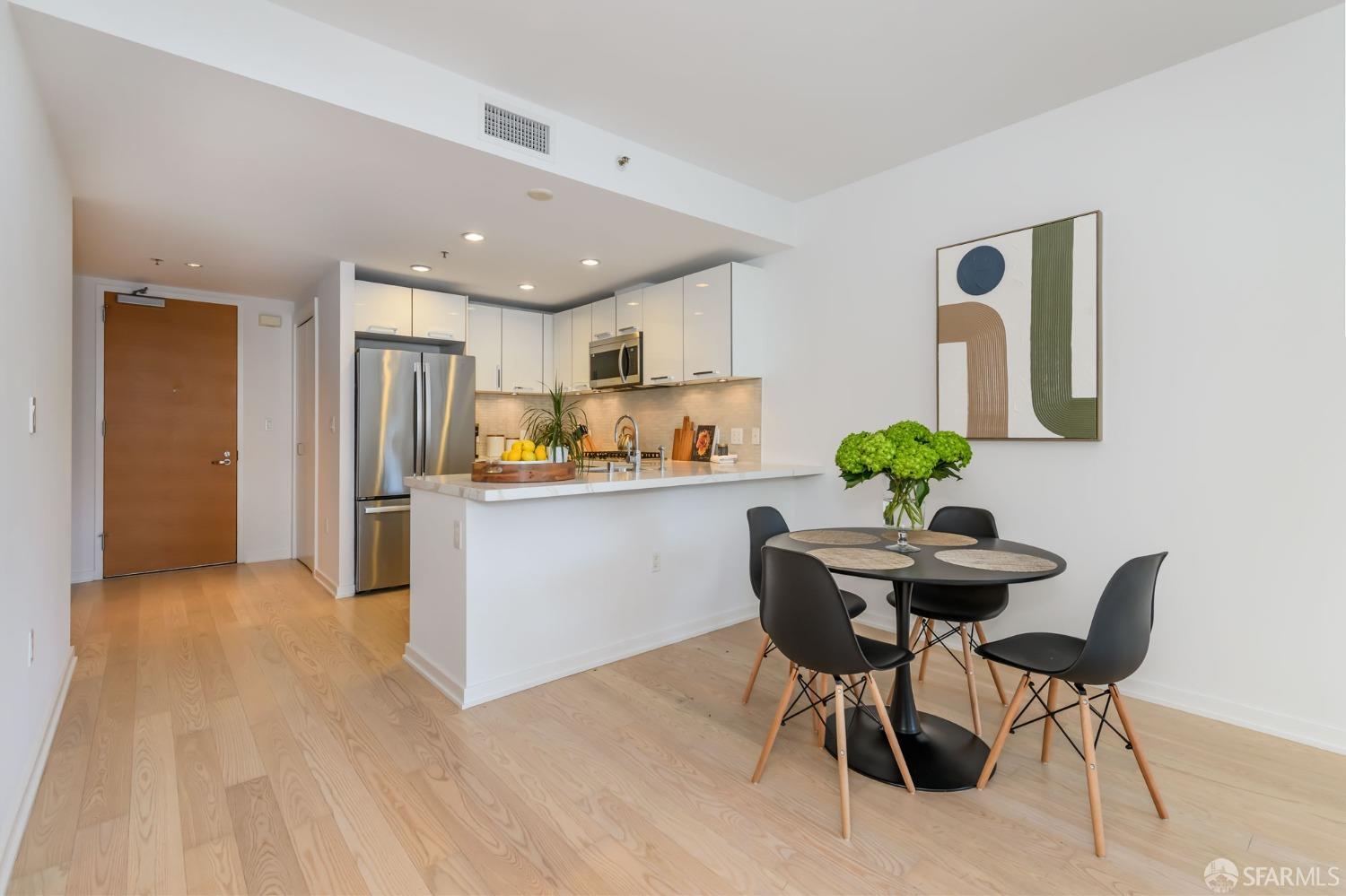 Detail Gallery Image 4 of 43 For 1 Hawthorne St 3d,  San Francisco,  CA 94105 - 1 Beds | 1 Baths