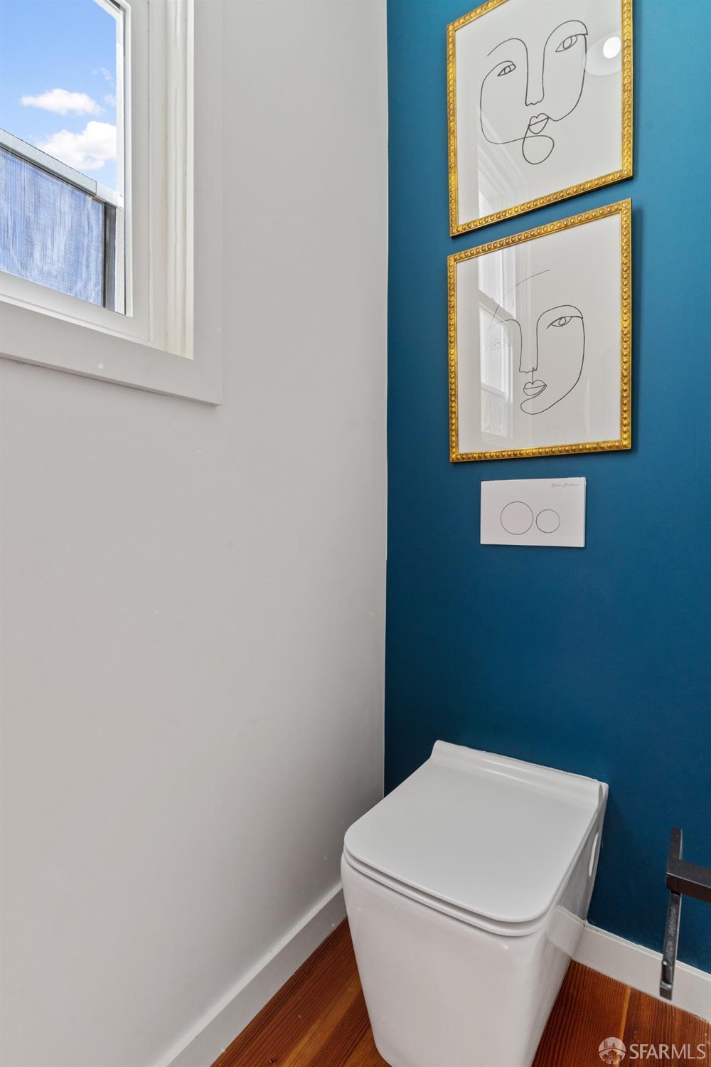 Detail Gallery Image 31 of 49 For 1156 Treat Ave #B,  San Francisco,  CA 94110 - 3 Beds | 1/1 Baths