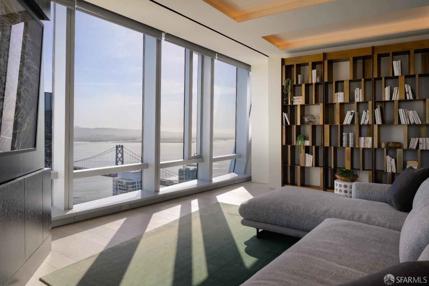 Detail Gallery Image 3 of 26 For 181 Fremont St 59a,  San Francisco,  CA 94105 - 2 Beds | 2/1 Baths