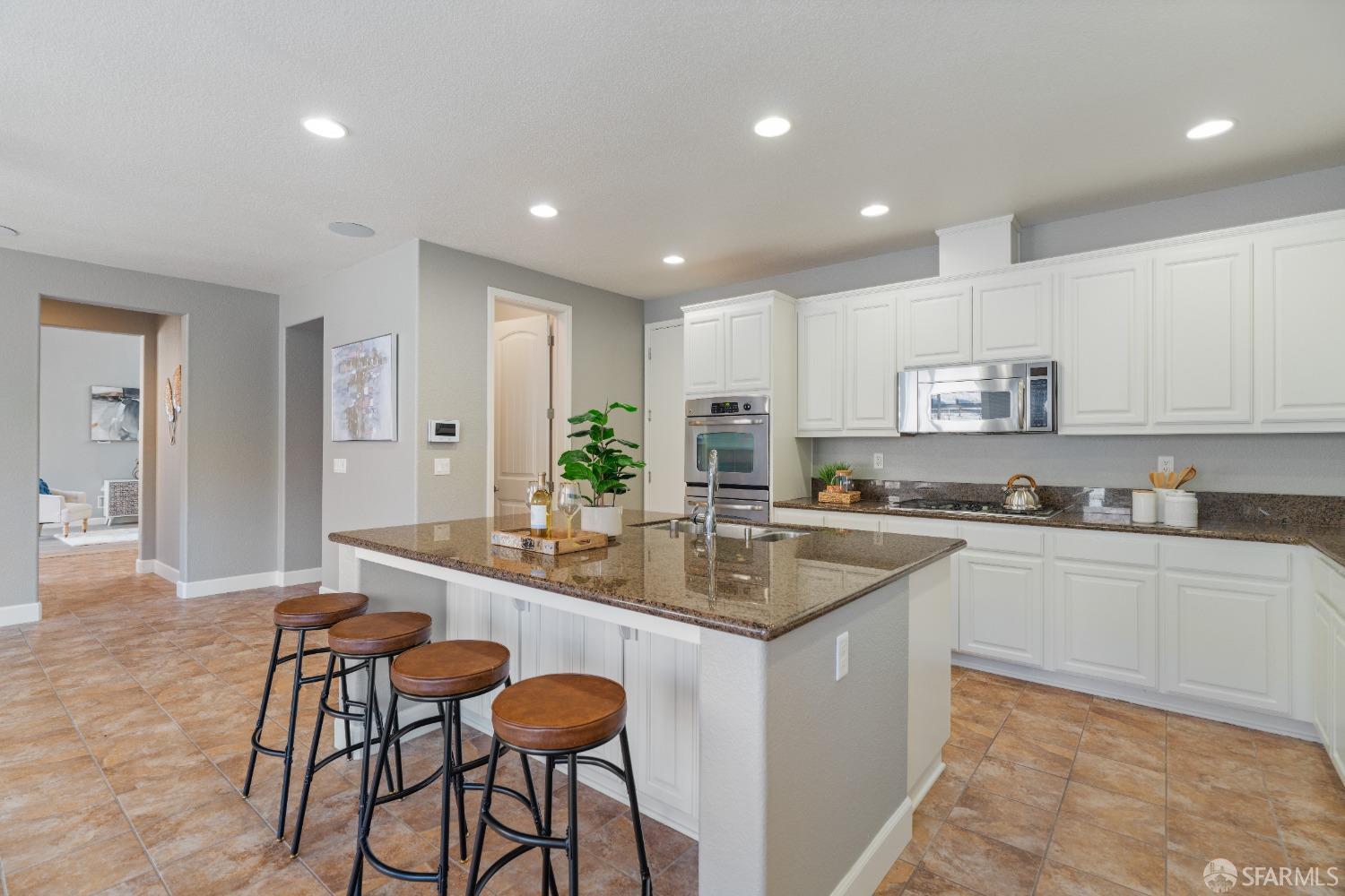 Detail Gallery Image 20 of 46 For 2974 Pilar Ridge Dr, Bay Point,  CA 94565 - 4 Beds | 3/1 Baths