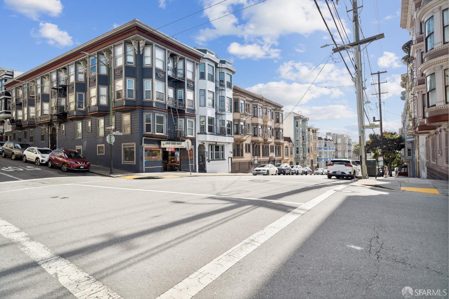 Detail Gallery Image 29 of 34 For 1492 Larkin St #6,  San Francisco,  CA 94109 - 2 Beds | 2 Baths