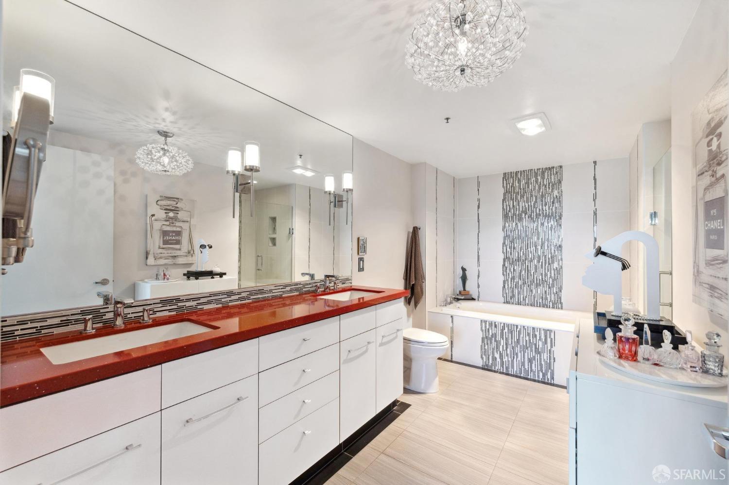 Detail Gallery Image 25 of 60 For 1388 Gough St #1201,  San Francisco,  CA 94109 - 2 Beds | 2 Baths