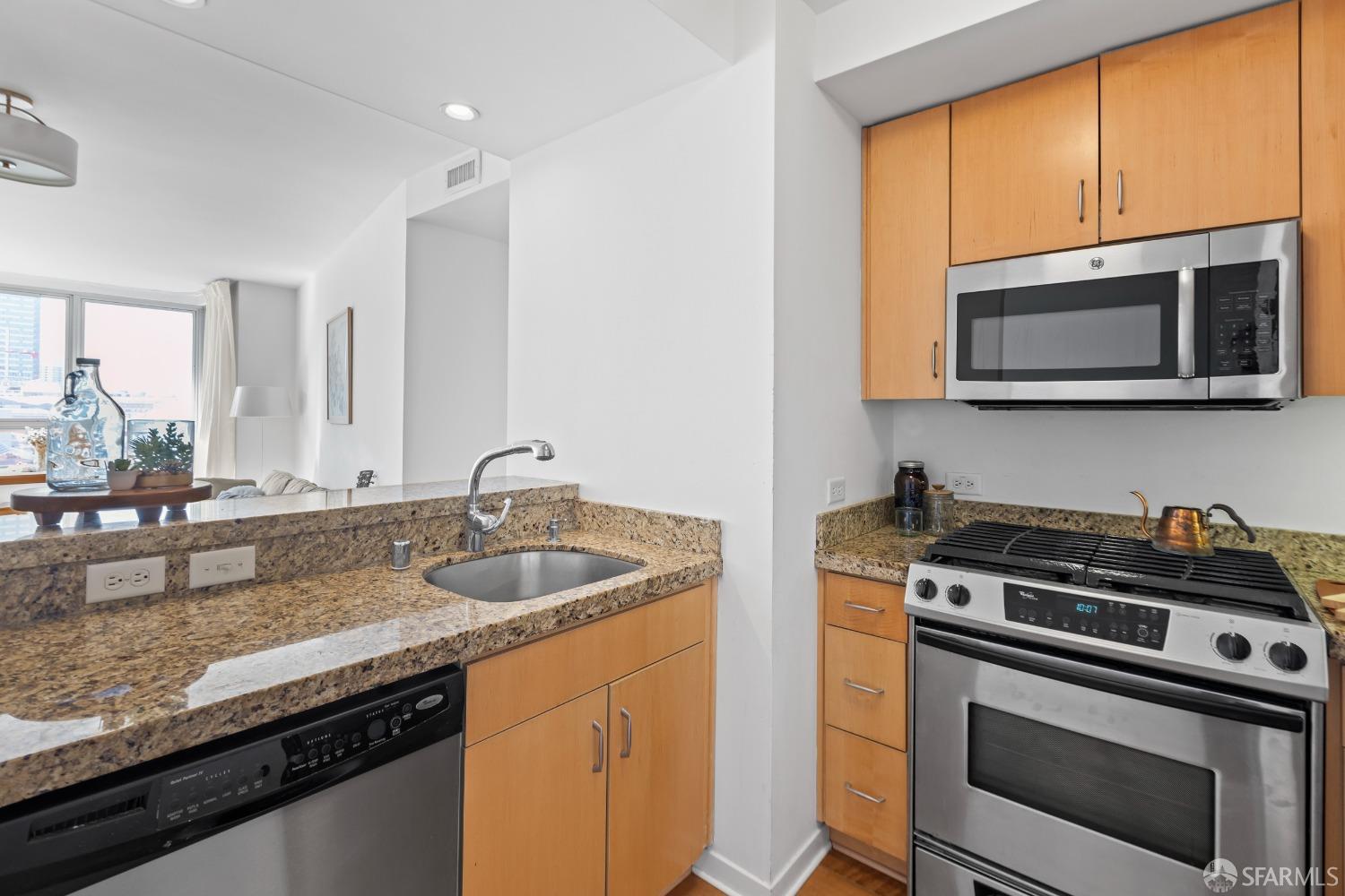 Detail Gallery Image 11 of 31 For 650 Turk St #805,  San Francisco,  CA 94102 - 1 Beds | 1 Baths