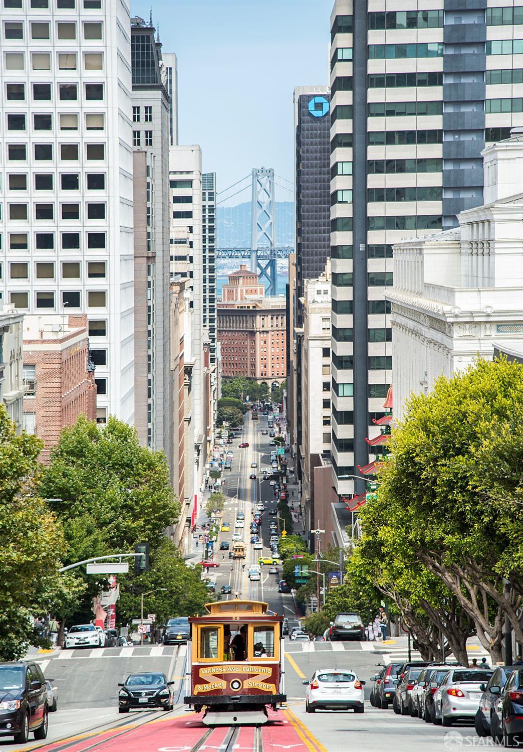 Detail Gallery Image 33 of 34 For 1492 Larkin St #6,  San Francisco,  CA 94109 - 2 Beds | 2 Baths