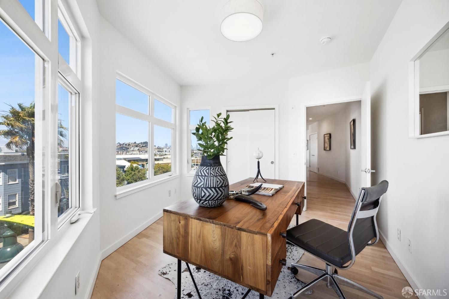 Detail Gallery Image 34 of 44 For 4343 3rd St #403,  San Francisco,  CA 94124 - 3 Beds | 2 Baths