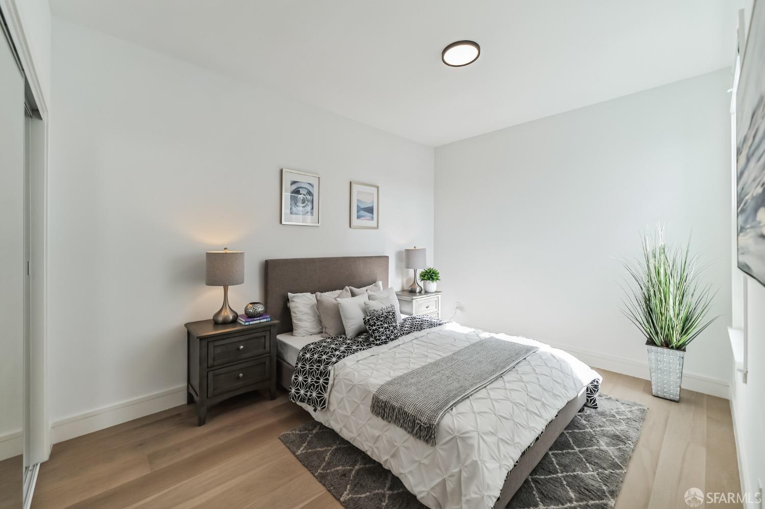 Detail Gallery Image 22 of 34 For 1492 Larkin St #6,  San Francisco,  CA 94109 - 2 Beds | 2 Baths