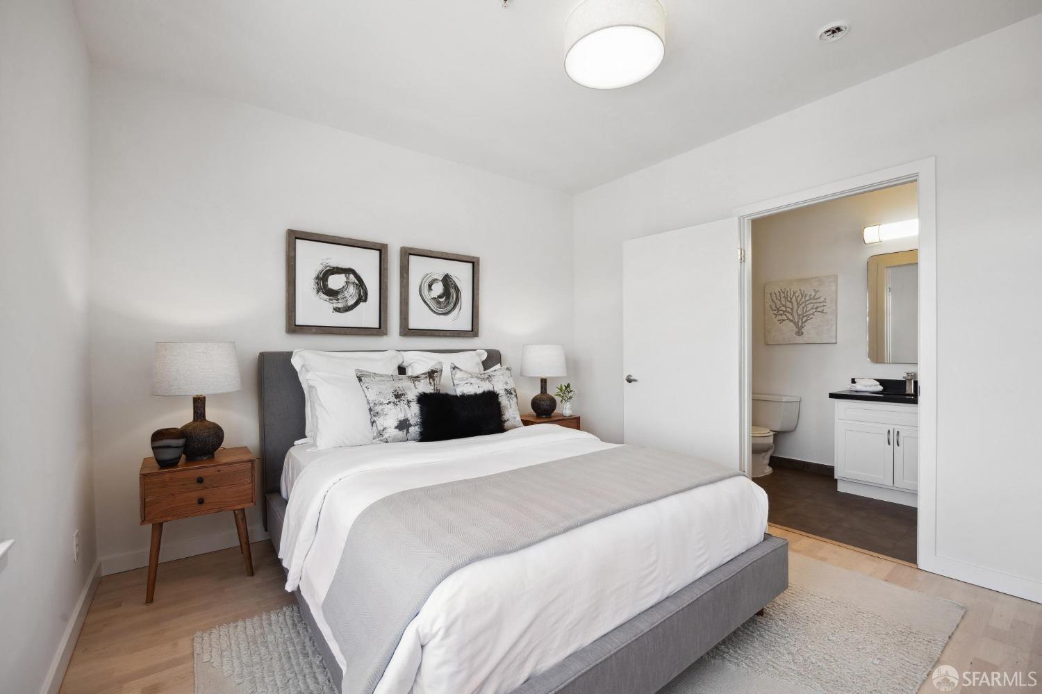 Detail Gallery Image 27 of 44 For 4343 3rd St #403,  San Francisco,  CA 94124 - 3 Beds | 2 Baths