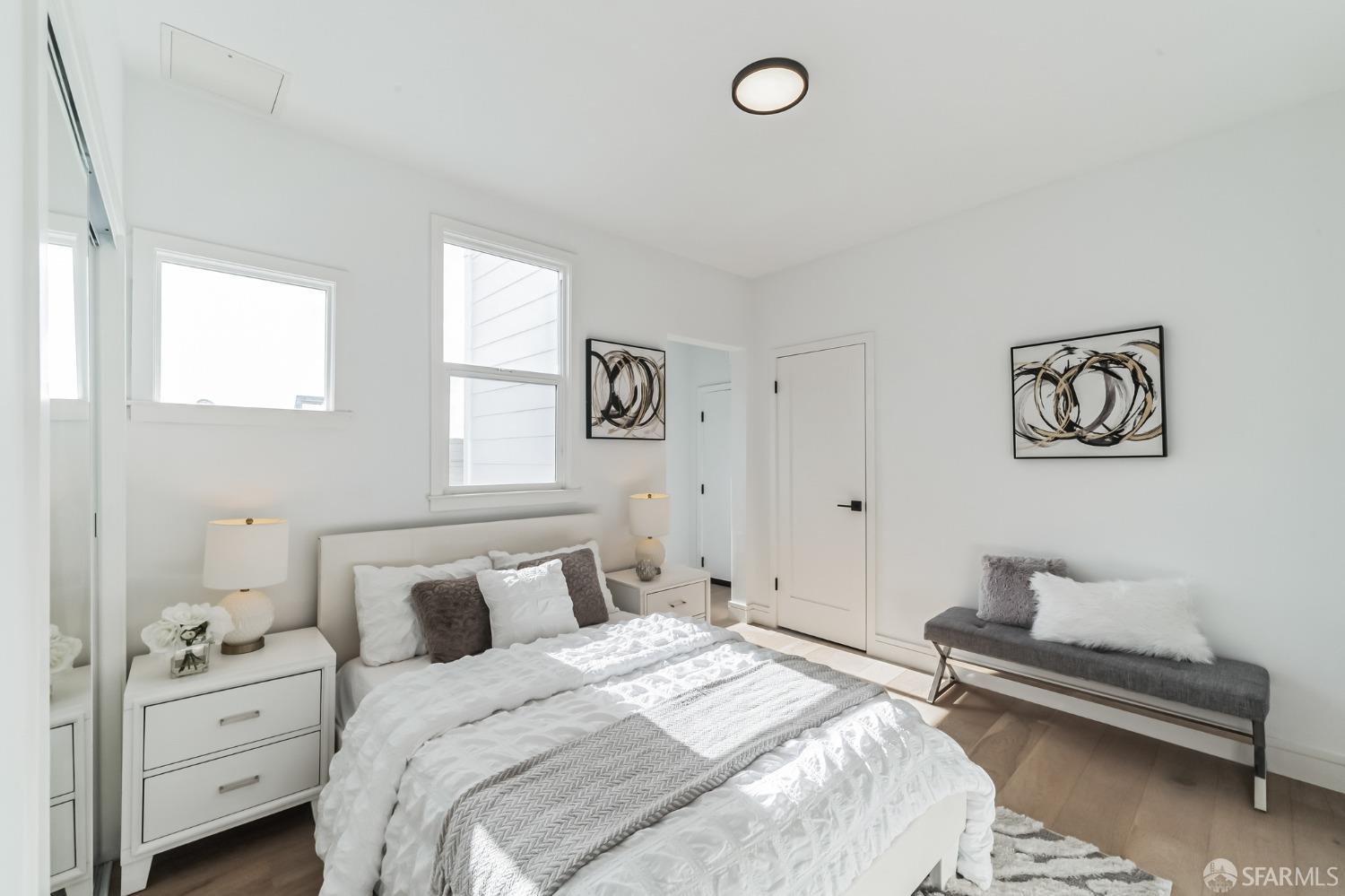 Detail Gallery Image 8 of 34 For 1492 Larkin St #6,  San Francisco,  CA 94109 - 2 Beds | 2 Baths