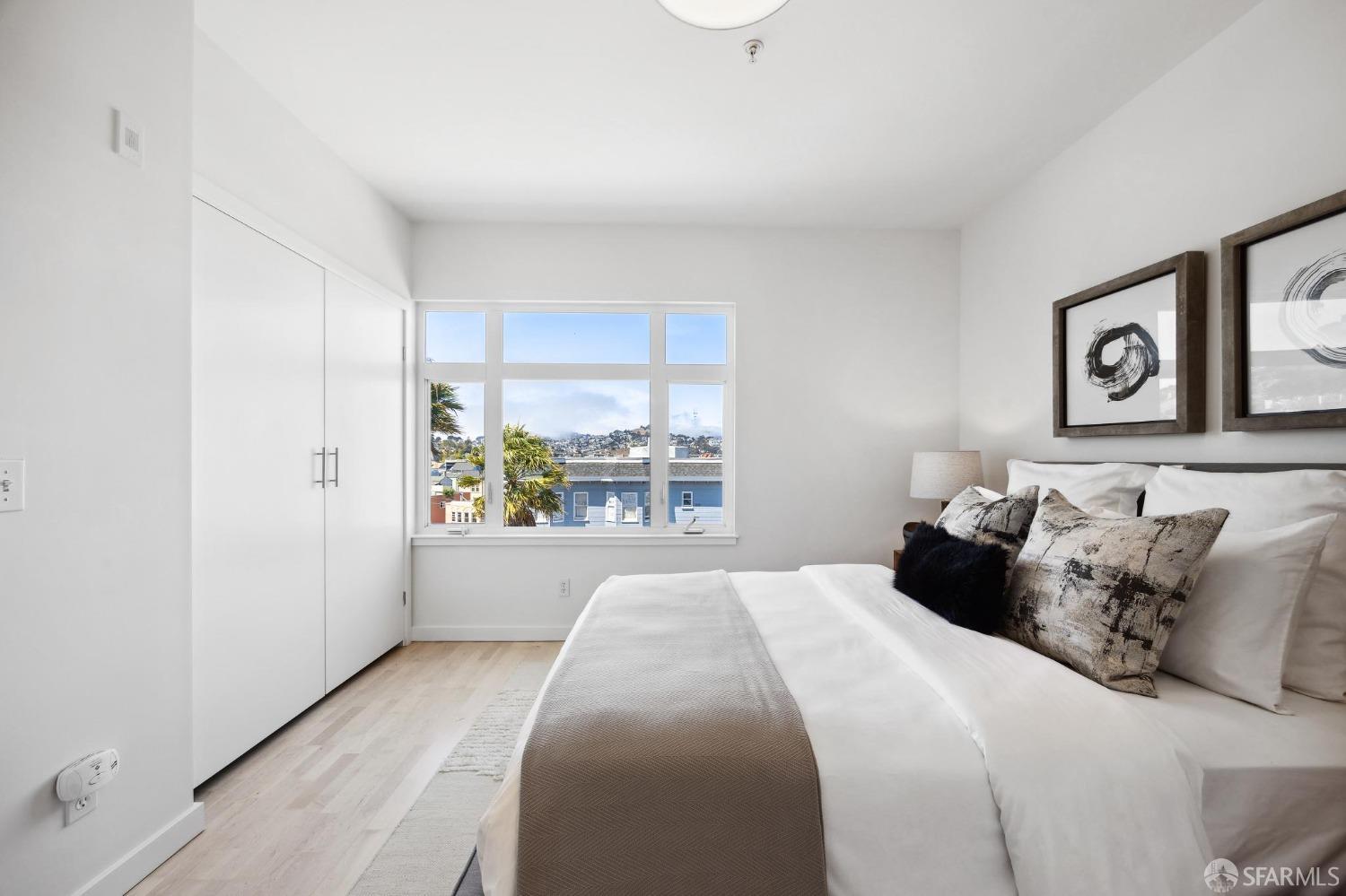 Detail Gallery Image 25 of 44 For 4343 3rd St #403,  San Francisco,  CA 94124 - 3 Beds | 2 Baths