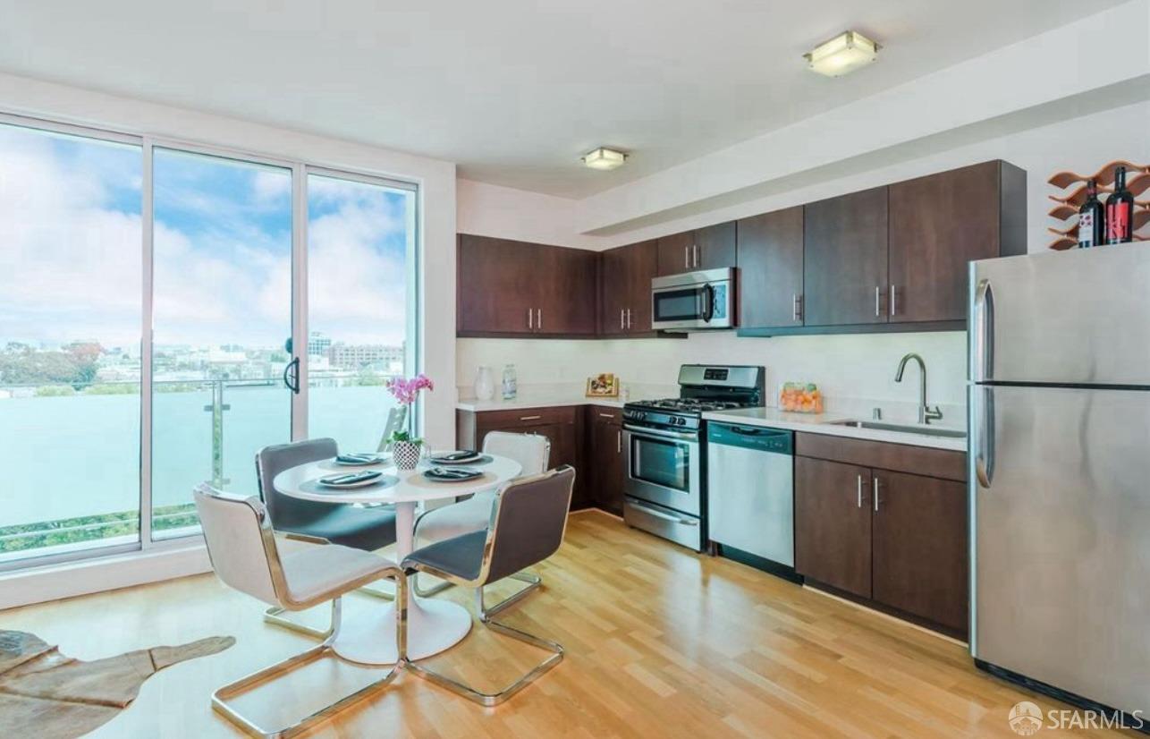 Detail Gallery Image 1 of 5 For 380 14th St #506,  San Francisco,  CA 94103 - 2 Beds | 2 Baths