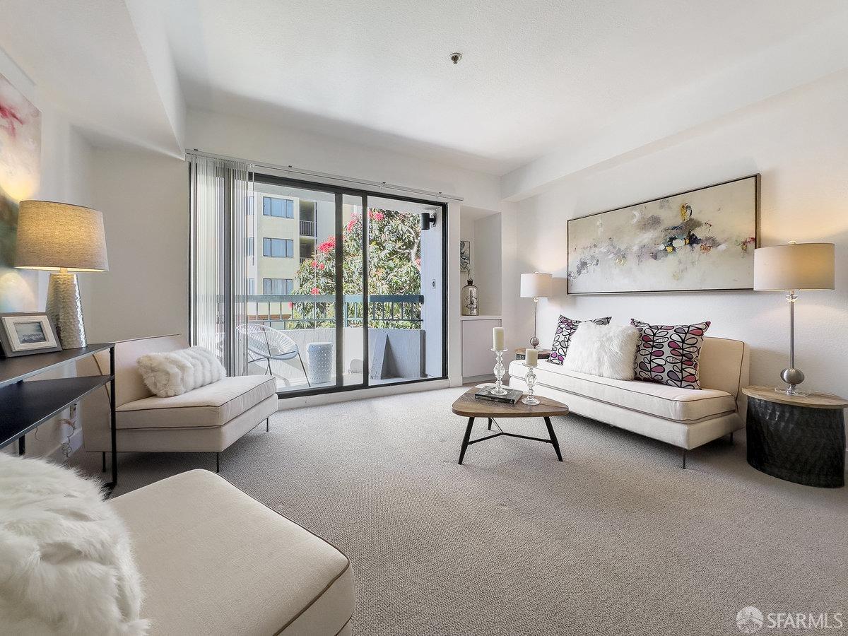 Detail Gallery Image 3 of 27 For 601 Van Ness Ave #131,  San Francisco,  CA 94102 - 1 Beds | 1 Baths