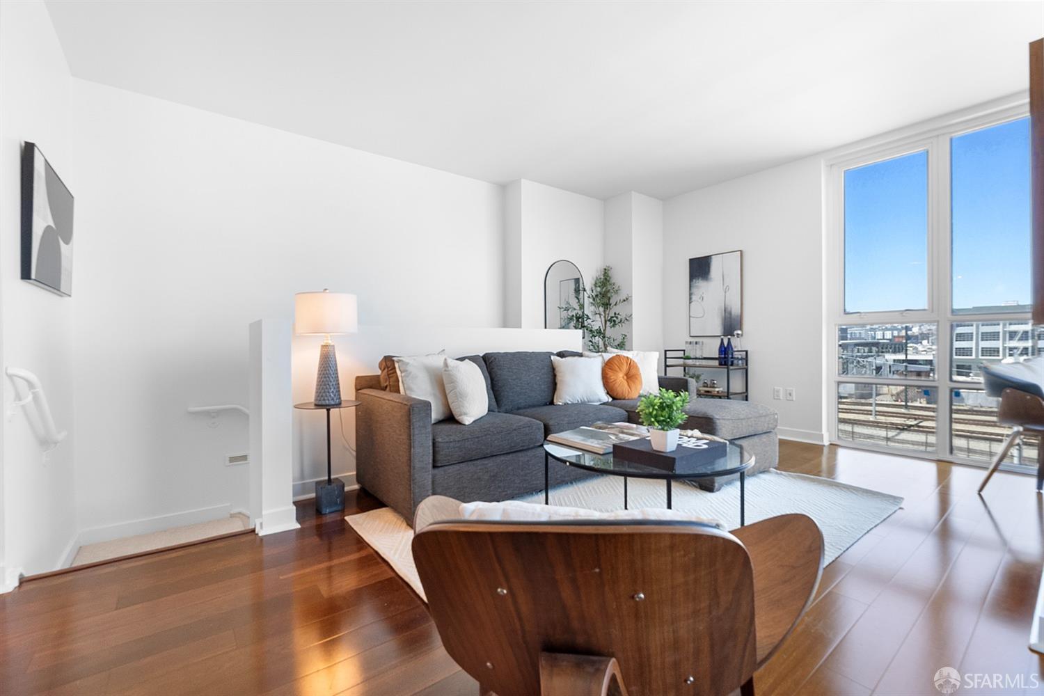 Detail Gallery Image 2 of 46 For 300 Berry St #413,  San Francisco,  CA 94158 - 2 Beds | 1 Baths