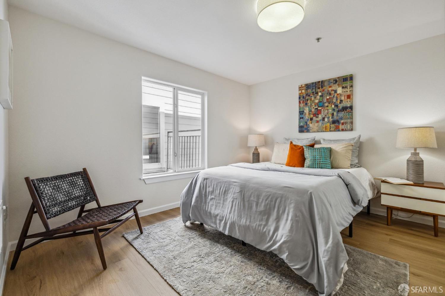 Detail Gallery Image 12 of 22 For 1688 Wallace Ave #302,  San Francisco,  CA 94124 - 2 Beds | 2 Baths