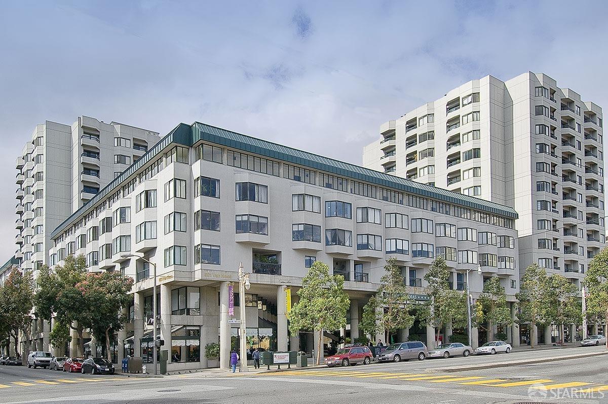 Detail Gallery Image 29 of 38 For 601 Van Ness Ave #4,  San Francisco,  CA 94102 - 2 Beds | 2 Baths