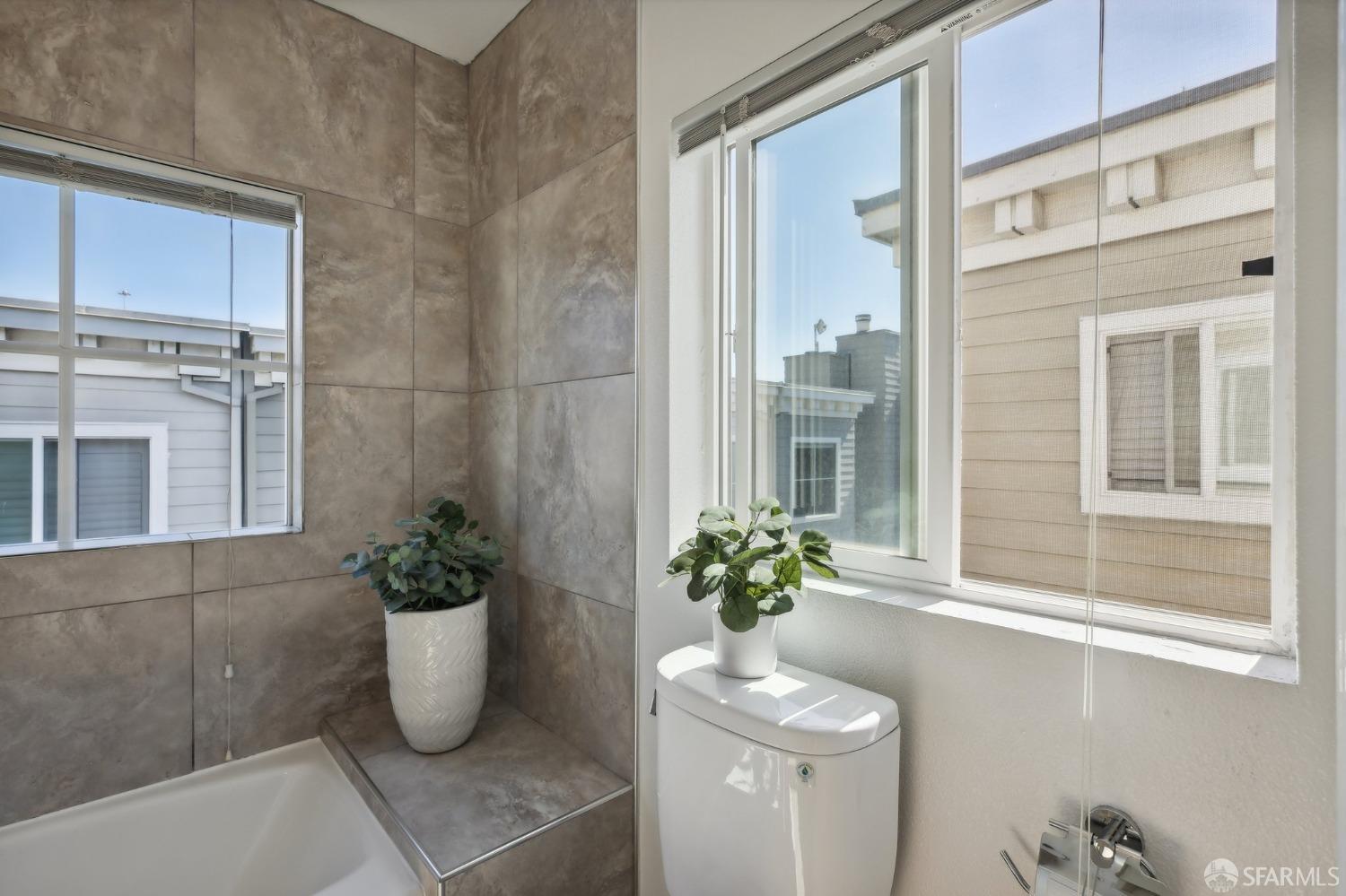 Detail Gallery Image 30 of 40 For 28 Jennifer Pl, San Francisco,  CA 94107 - 3 Beds | 2 Baths